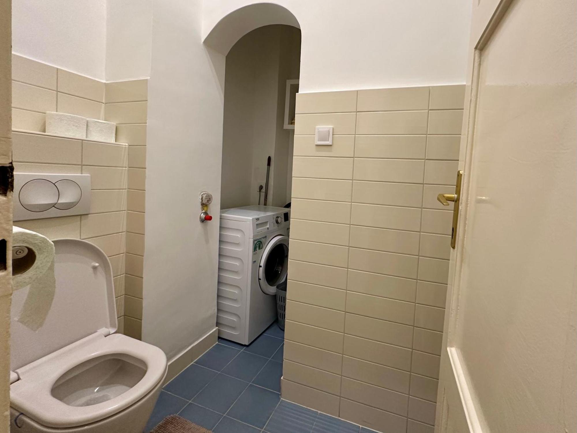 Cozy Studio Flat In The Heart Of Budapest Budapeste Exterior foto